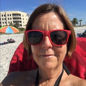 Meet your Posher, Lila